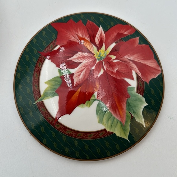 Mikasa Maxima Japan Holiday Fleur Covered Pointsettia Candy/Trinket Box - Picture 6 of 16